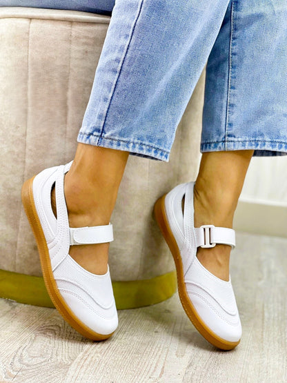 gid://shopify/MediaImage/24692264599646